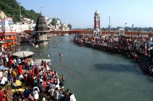 Haridwar Rishikesh Mussoorie Corbett Nainital Delhi Trip 8N/9D टूर पैकेज